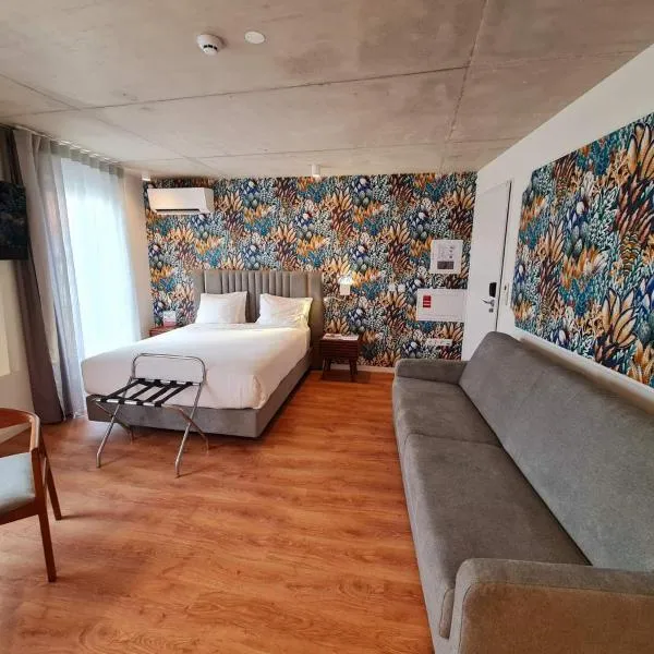 Bemyguest - Loft Guest House Jardim das Mães Charming – hotel w mieście Fagilde
