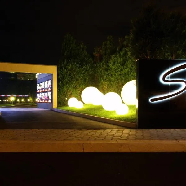 Silk Motel, hotel v destinaci Pedroso