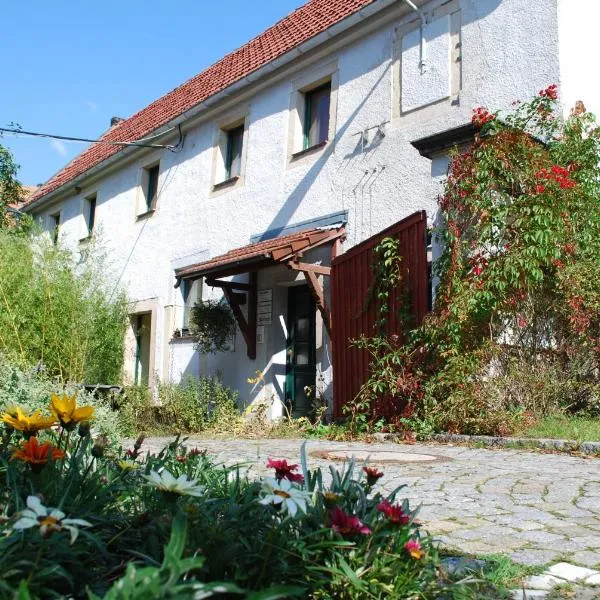 Haus Grüne Idylle, hotel v destinaci Bannewitz