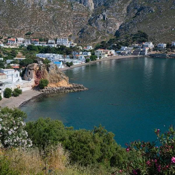 Calliope Paradise Balcony: Panormos Kalymnos şehrinde bir otel