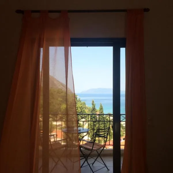 Giannatos' Studios - Makis, hotel en Poros