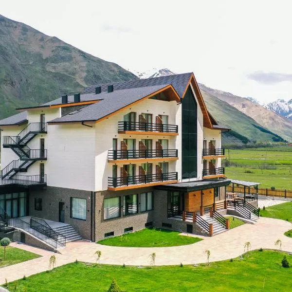 Suatis Resort Kazbegi, hotel v destinaci Stepancminda