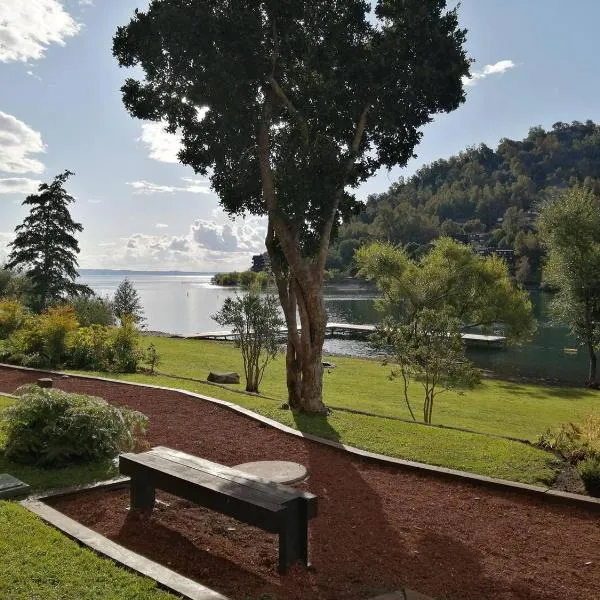 Pucón में, होटल Exclusivo depto en Parque Pinares primera línea lago