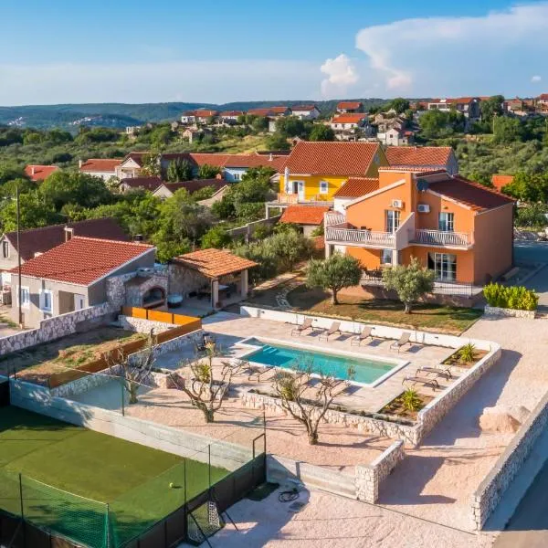 Apartments Vesna, hotel u Skradinu
