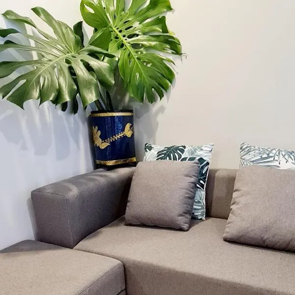 ทีพักติดหาดแหลม​แม่พิมพ์​Mantra Condo​ Rayong​, hotel v destinaci Ban Ang