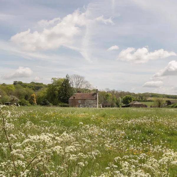 2 Court Farm, hotel in Wareham