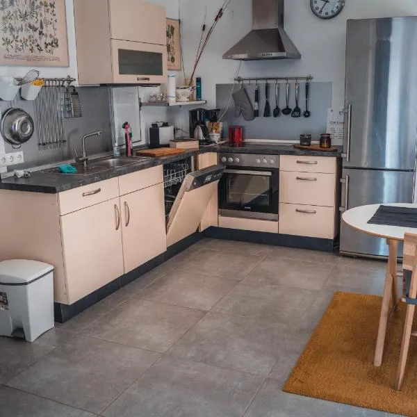 Ferienwohnung in Jülich, nähe Aachen & Köln, hotel in Jülich