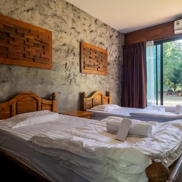 ชิดธาร รีสอร์ท, hotel v destinaci Ban Nong Hoi