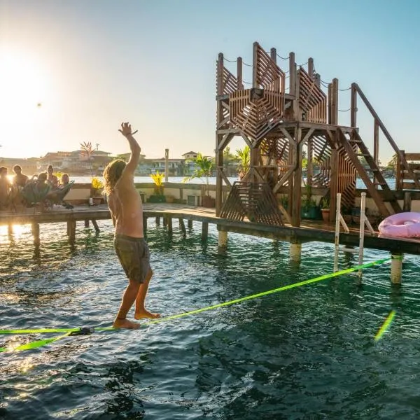 Aqua Lounge, hotell sihtkohas Bocas Town
