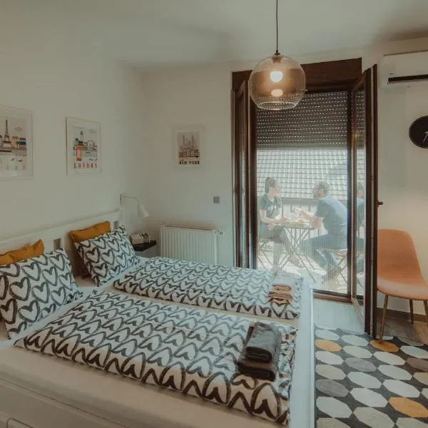 Studio apartman Centar: Ðakovo şehrinde bir otel