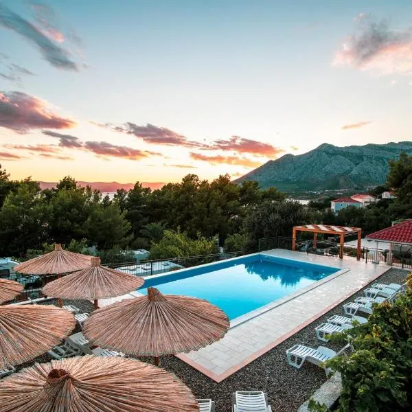 Larisa, hotel v destinaci Orebić