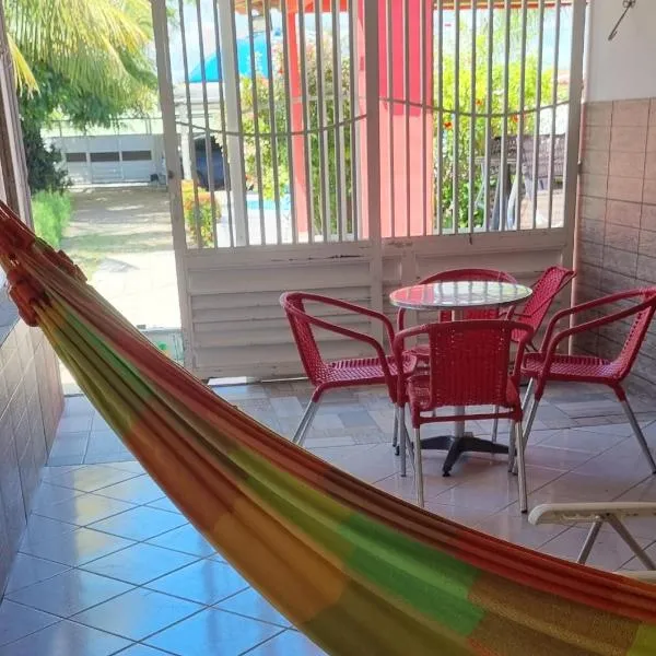 Casa com piscina no coração de Lucena, hotel in Lucena