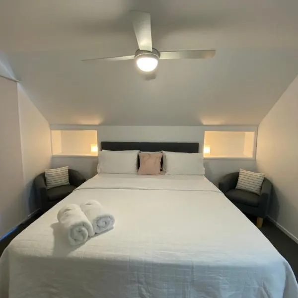 Rainbow Beach Dream Studio Motel Style Apartment, hotel v destinaci Rainbow Beach