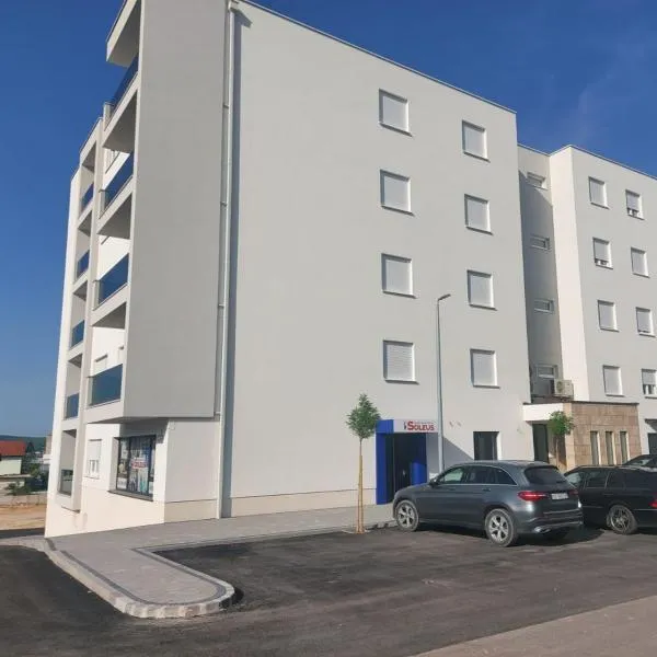 Apartman San, отель в городе Svinjača