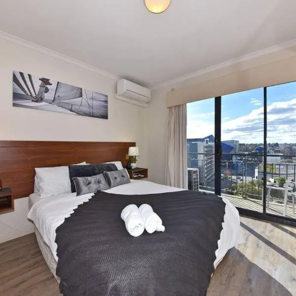 One-Bedroom Cozy Apartment in Perth CBD โรงแรมในเพิร์ท