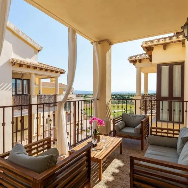 Casa Palma-Hacienda del Álamo -Fuente Alamo- Luxurious 2 Bedroom Penthouse, hotel in Corvera