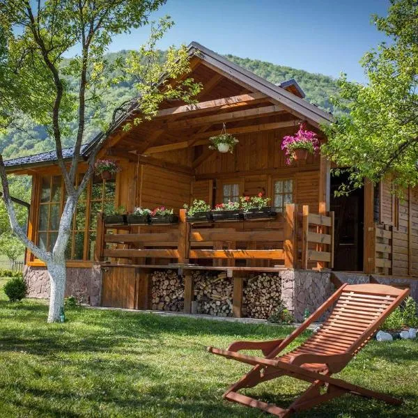 Rest House Ripac, hotel v destinaci Praščijak