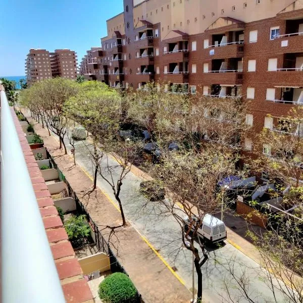 ACV - Playa Coral I-2ª linea planta 4 sur, hotel v mestu Oropesa del Mar