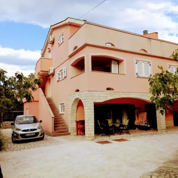 Apartments Ivanka G – hotel w mieście Malinska