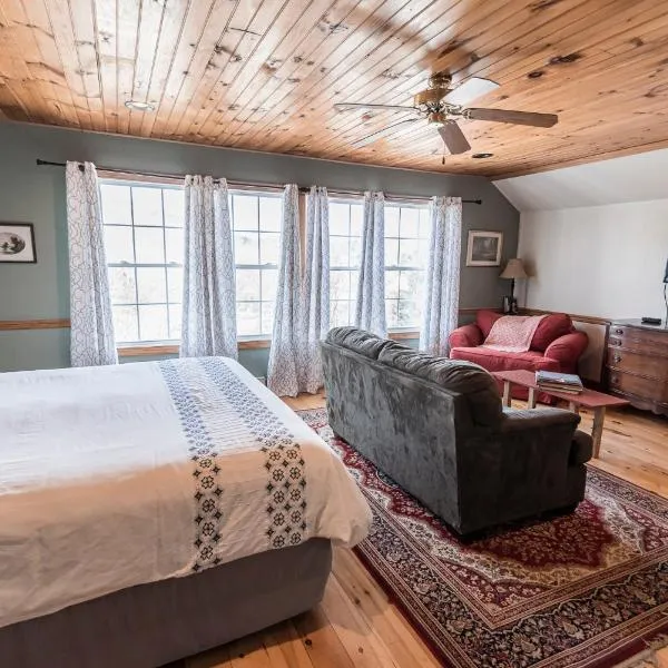 The Loft at the Barn, hotel di Bolivar