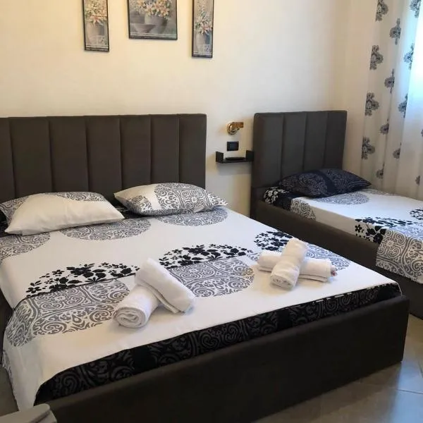 Fati Guest House, hotel v destinaci Durrës