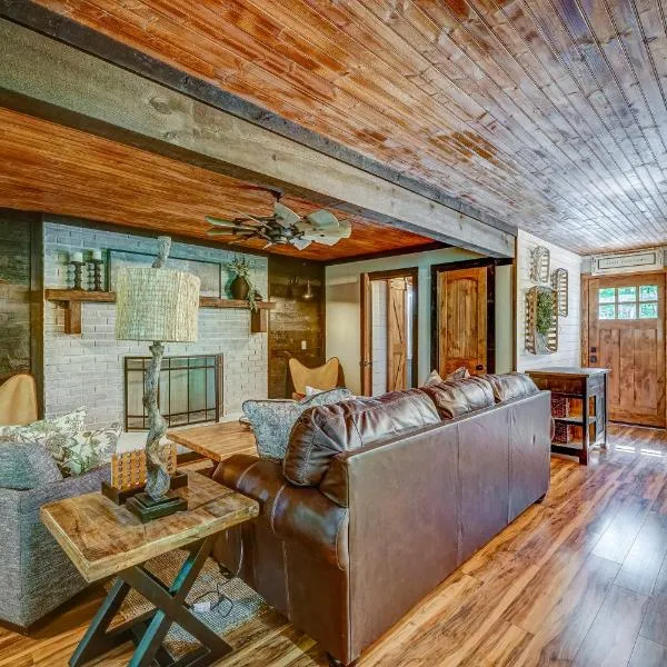 Rustic Oasis, hotel di Ellijay