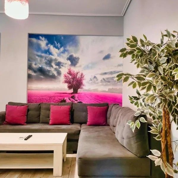 Luxury Lila House Under the Rocks, hotel in Kalabaka