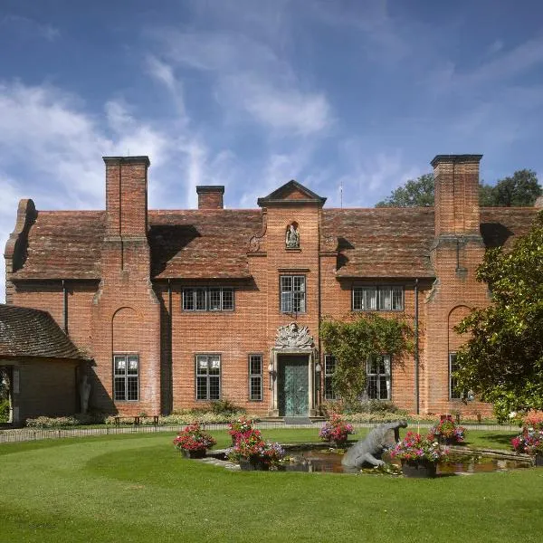 Port Lympne Mansion Hotel, hotel in Elmsted