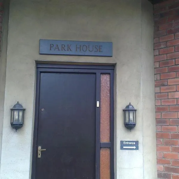Park House B&B, hotel v destinaci Leeds