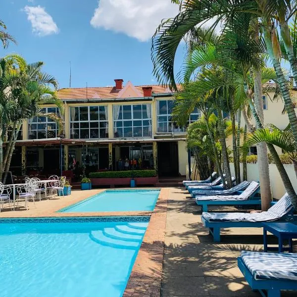 Hôtel - Appartement meublé " LES FLOTS BLEU ", hotel in Antananarivo
