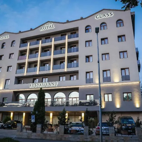 Royal Class Hotel，克盧日納波卡的飯店