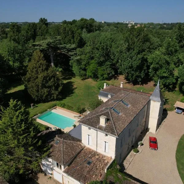 Château Fleur D'Aya, hotel em Artigues-près-Bordeaux