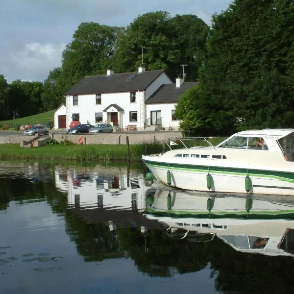 Corrigans Shore House – hotel w mieście Enniskillen