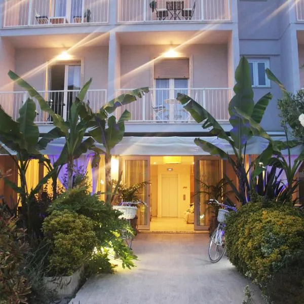 Hotel Bijou, hotel in Forte dei Marmi