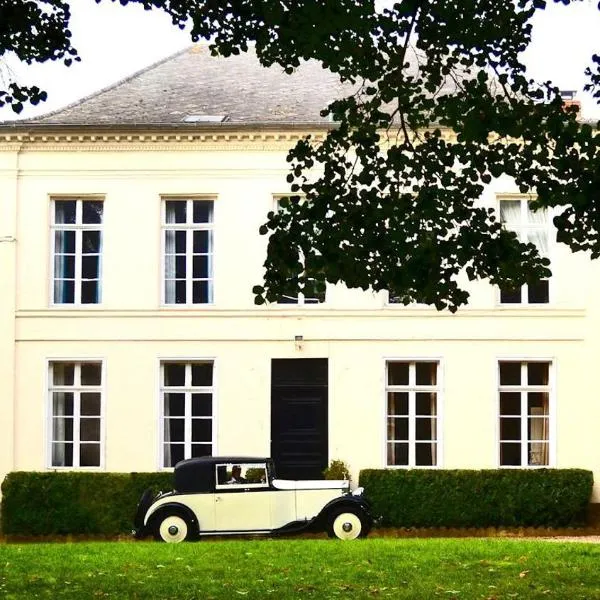 Maison De Plumes, hotel in Heuchin