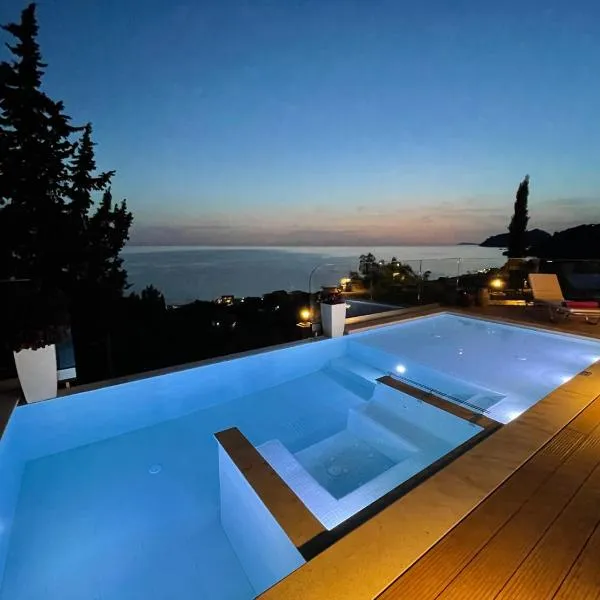 Casa Tramonto Beach View Agios Gordios Corfu, hotel em Agios Gordios