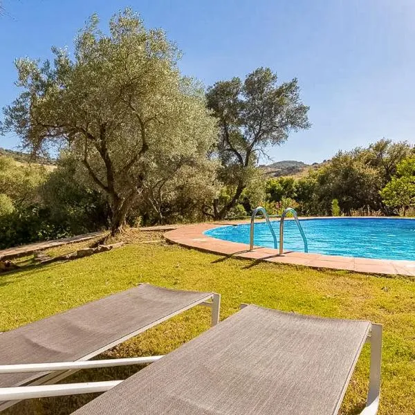 Finca Sta Teresa, Casa Grande, hotel in Estepona