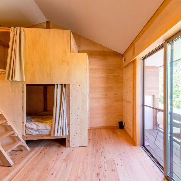 Famale Only Dormitory Guest House Amami Long Beach2 Vacation STAY 37994v, hotel v destinaci Amami