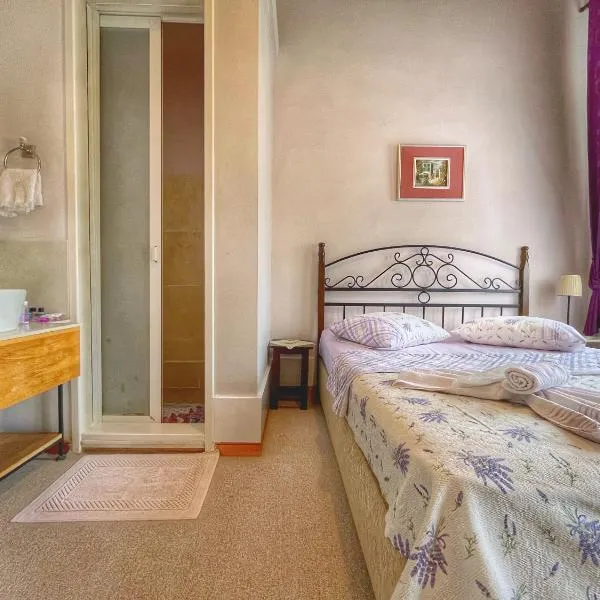 Eolya Konuk Evi, hotel Ayvalıkban