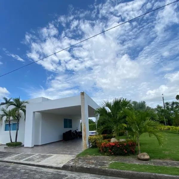 Girardot Casa Piscina Campestre, hotel in Flandes