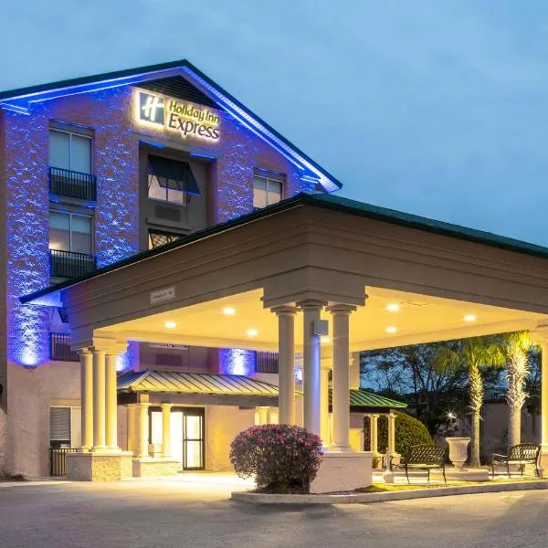 블러프턴에 위치한 호텔 Holiday Inn Express Hotel & Suites Bluffton at Hilton Head Area, an IHG Hotel