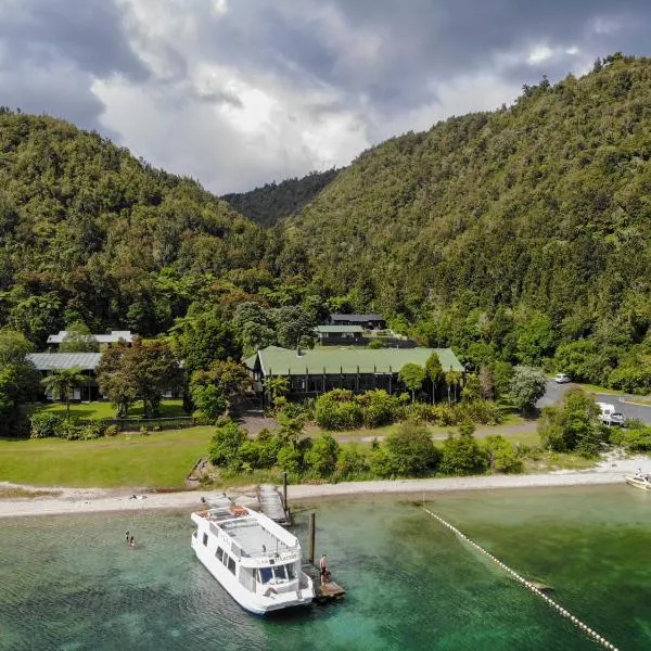 Lakes Lodge Okataina, hotell i Rotoiti