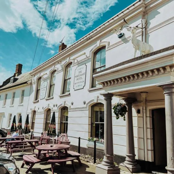 The White Hart Hotel、Hinghamのホテル