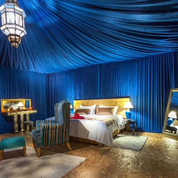 LEMNAOUAR ERG CAMP, hotel v destinaci Merzouga