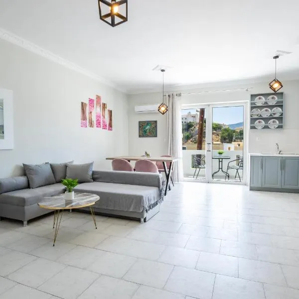 Lilis Apartment 3, hotel v mestu Karpathos