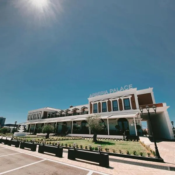 Arberia Palace Hotel โรงแรมในFushë-Milot