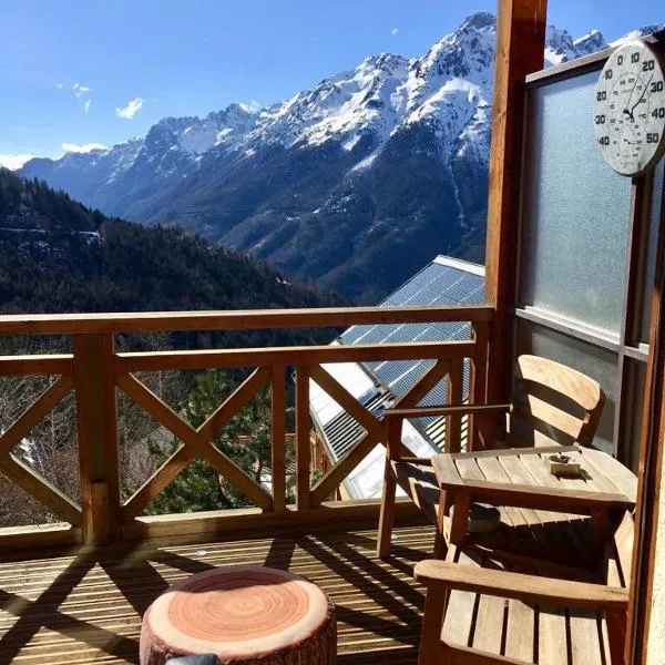 Les Ecureuils Squirrel Lodge, hotel a Oz