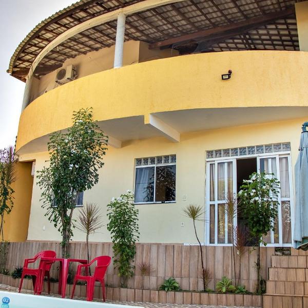 Casa com Churrasqueira e Piscina em Camacari BA