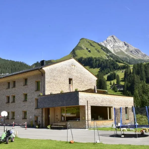 Am Gehren - Arlberg Appartements, hotell i Warth am Arlberg
