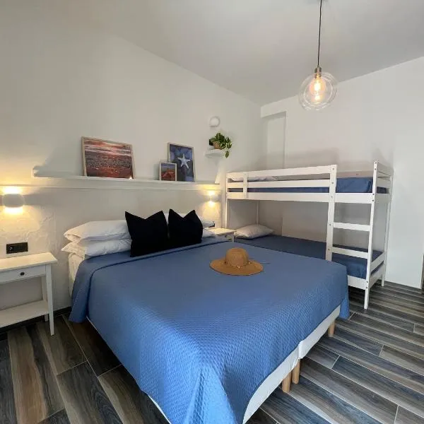B&B Fronte Mare, hotel Marina di Camerotában